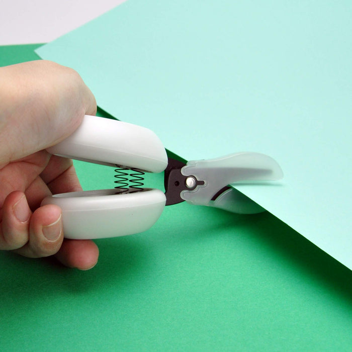 Hasegawa Harac Scissors Casta White with Cover W11xD4.5xH6cm Knives-Kiichin - The #1 Place for Japanese Goods in Your Hand!