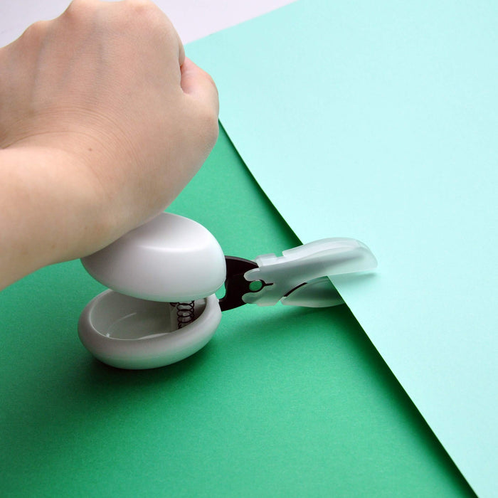 Hasegawa Harac Scissors Casta White with Cover W11xD4.5xH6cm Knives-Kiichin - The #1 Place for Japanese Goods in Your Hand!