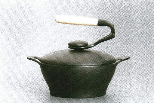Iwachu Nambu Ironware Black Crocodile Casserole 14 x 7.5cm 12cm High-Kiichin - The #1 Place for Japanese Goods in Your Hand!