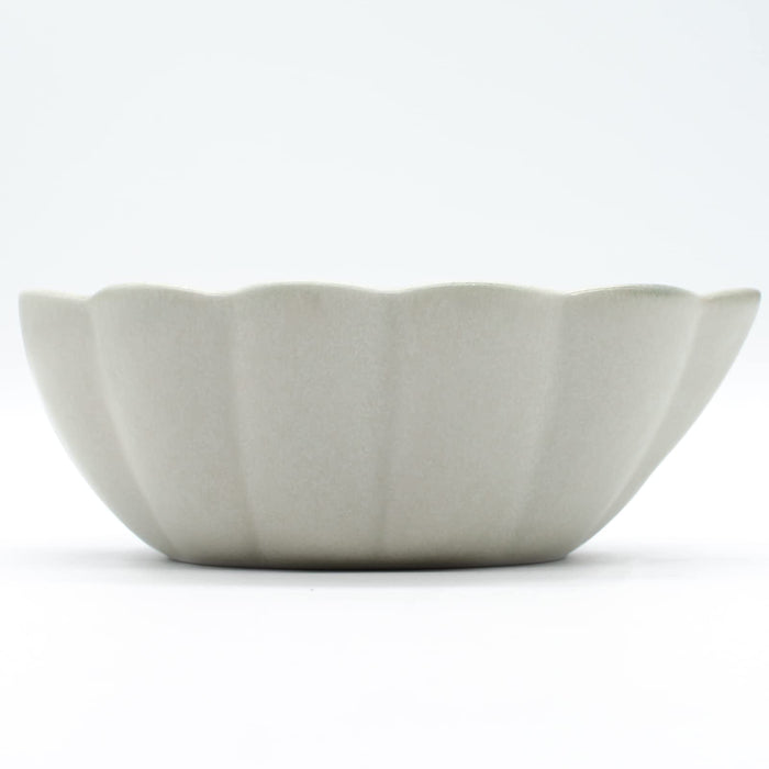 Aito Sui Sui Small Bowl 13cm Moon White Mino Ware Japan 288210-Kiichin - The #1 Place for Japanese Goods in Your Hand!