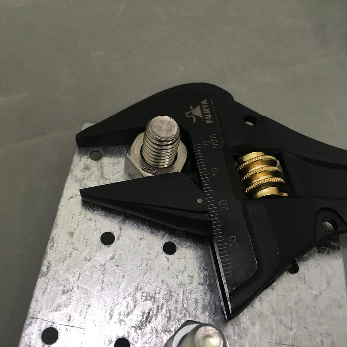 Fujiya FGL-38-BG Adjustable Wrench Gear Multifunctional Lightweight-Kiichin - The #1 Place for Japanese Goods in Your Hand!