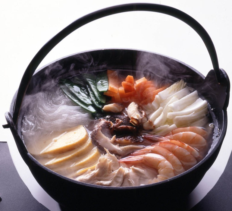 Ikenaga Iron Works 21Cm Tekko Iron Pot with Wooden Lid-Kiichin - The #1 Place for Japanese Goods in Your Hand!