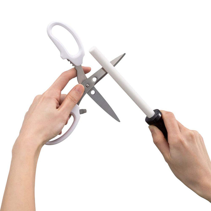 Kai Corporation Japan Ceramic Stick Kitchen Tool Sharpener - Premium Quality Kitchen Tool-Kiichin - The #1 Place for Japanese Goods in Your Hand!