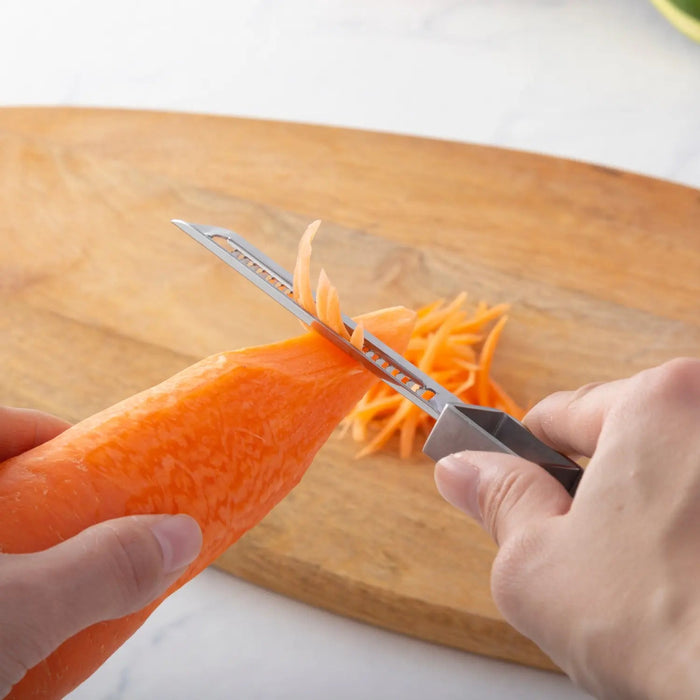Suncraft Japan Julienne Peeler - Sharpened for Precision-Kiichin - The #1 Place for Japanese Goods in Your Hand!