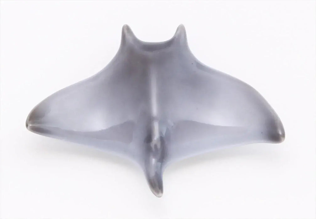 24to3 Nishitomi Ceramics Arita Ware Kitagawa Bisenkan Manta Chopsticks Rest