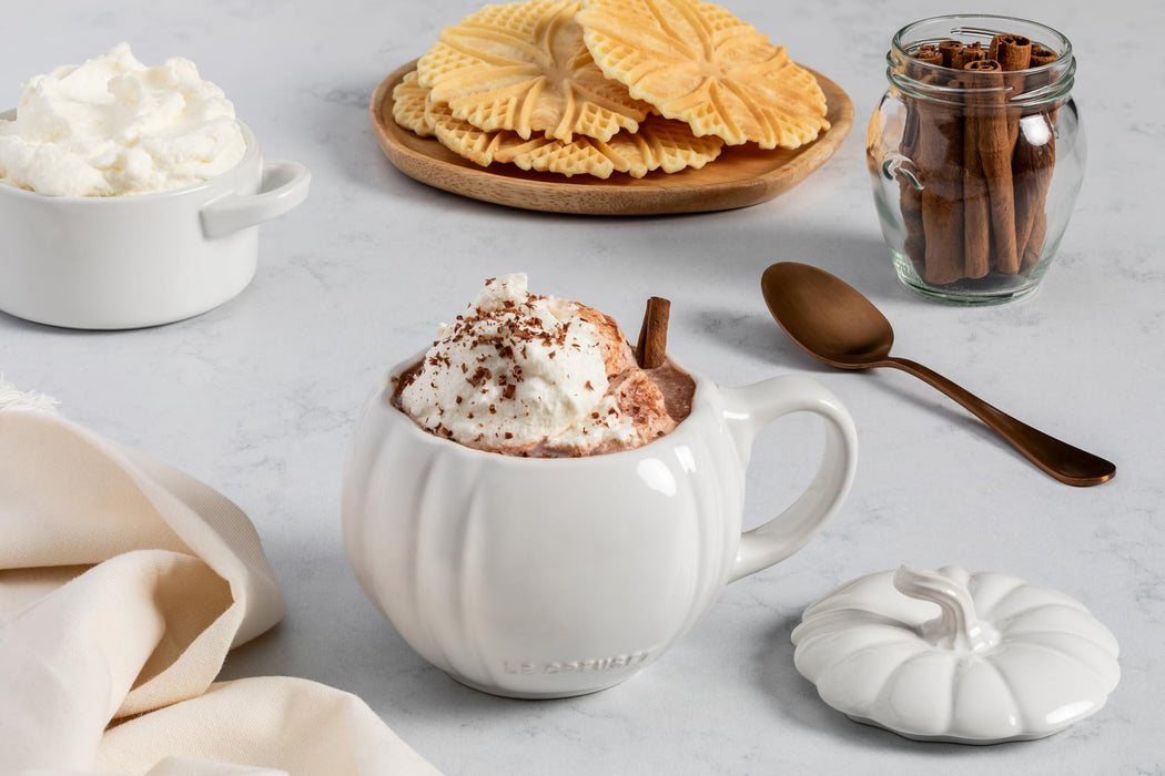 Le Creuset Pumpkin Mug 400ml with Lid Horse Chestnut Halloween Design Safe