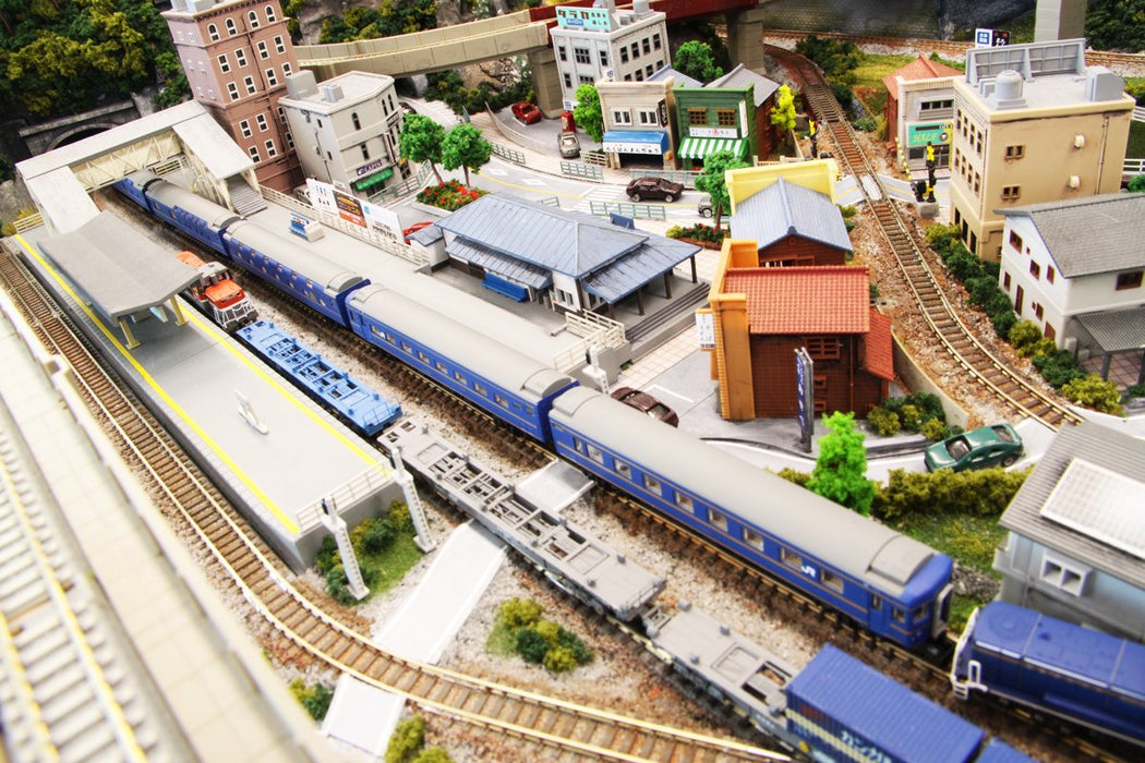 Rokuhan Z Gauge T017-1 24 Series - JR East Hokutosei Hokkaido 7-Car Basic Set-Kiichin - The #1 Place for Japanese Goods in Your Hand!