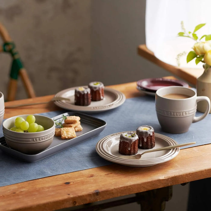 Le Creuset Nutmeg 7.1 Inch Heat Resistant Plate Microwave Oven Safe Le Creuset