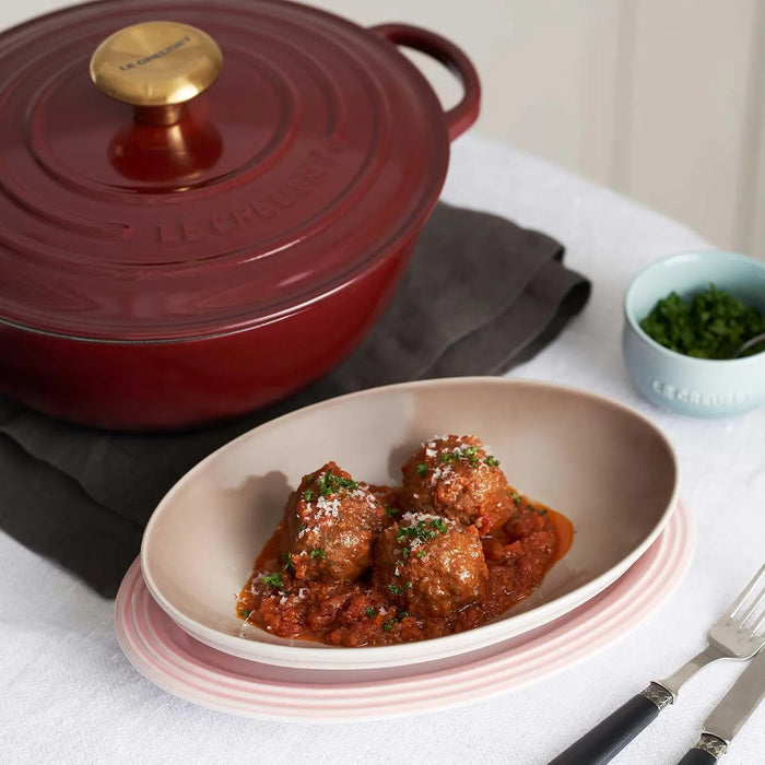 Le Creuset Oval Dish 9.1 Inch Nutmeg Heat and Cold Resistant Oven Safe Le Creuset