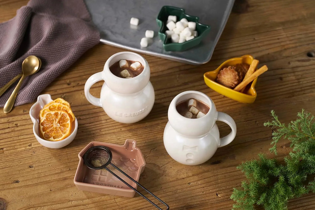 Le Creuset Snowman Mug 11.8 fl oz Heat and Cold Resistant White Raster Le Creuset